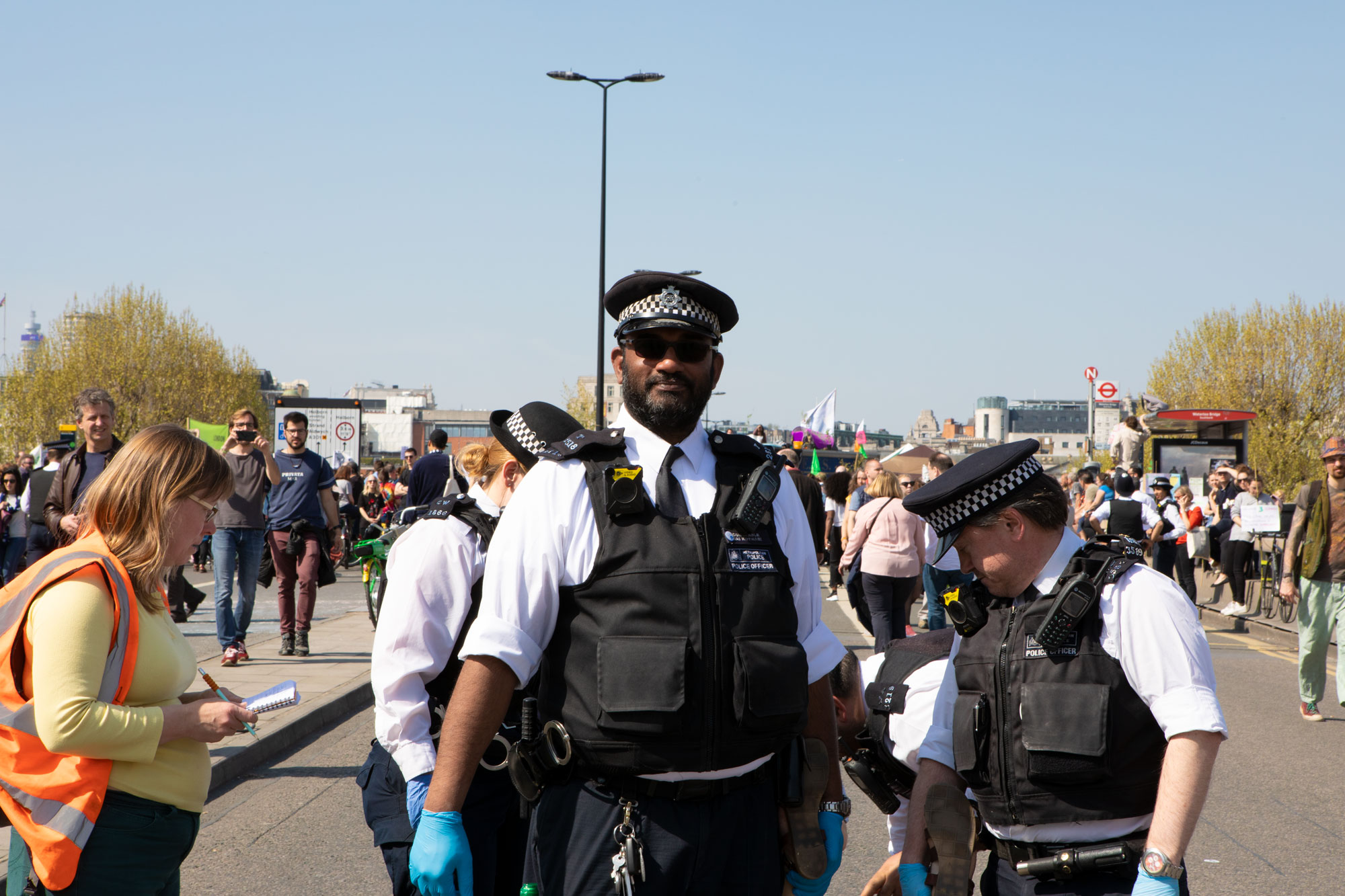 met-police-london-arrests