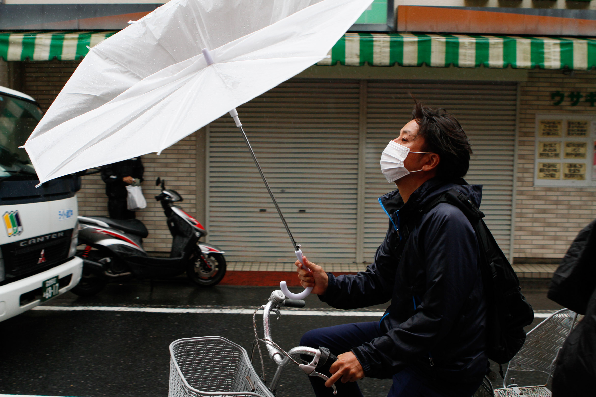 tokyo-bike-umbrella-1