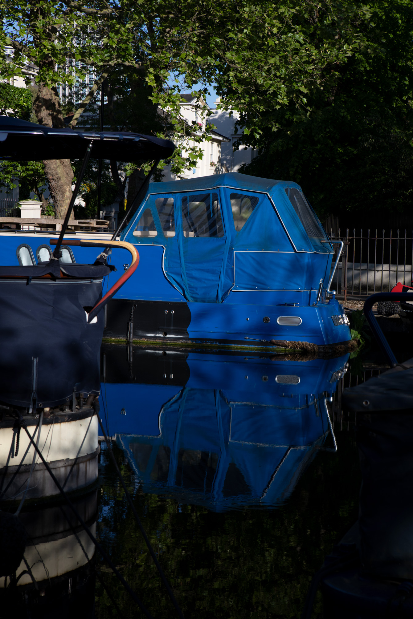 little-venice-london-maida-vale-canal-boat