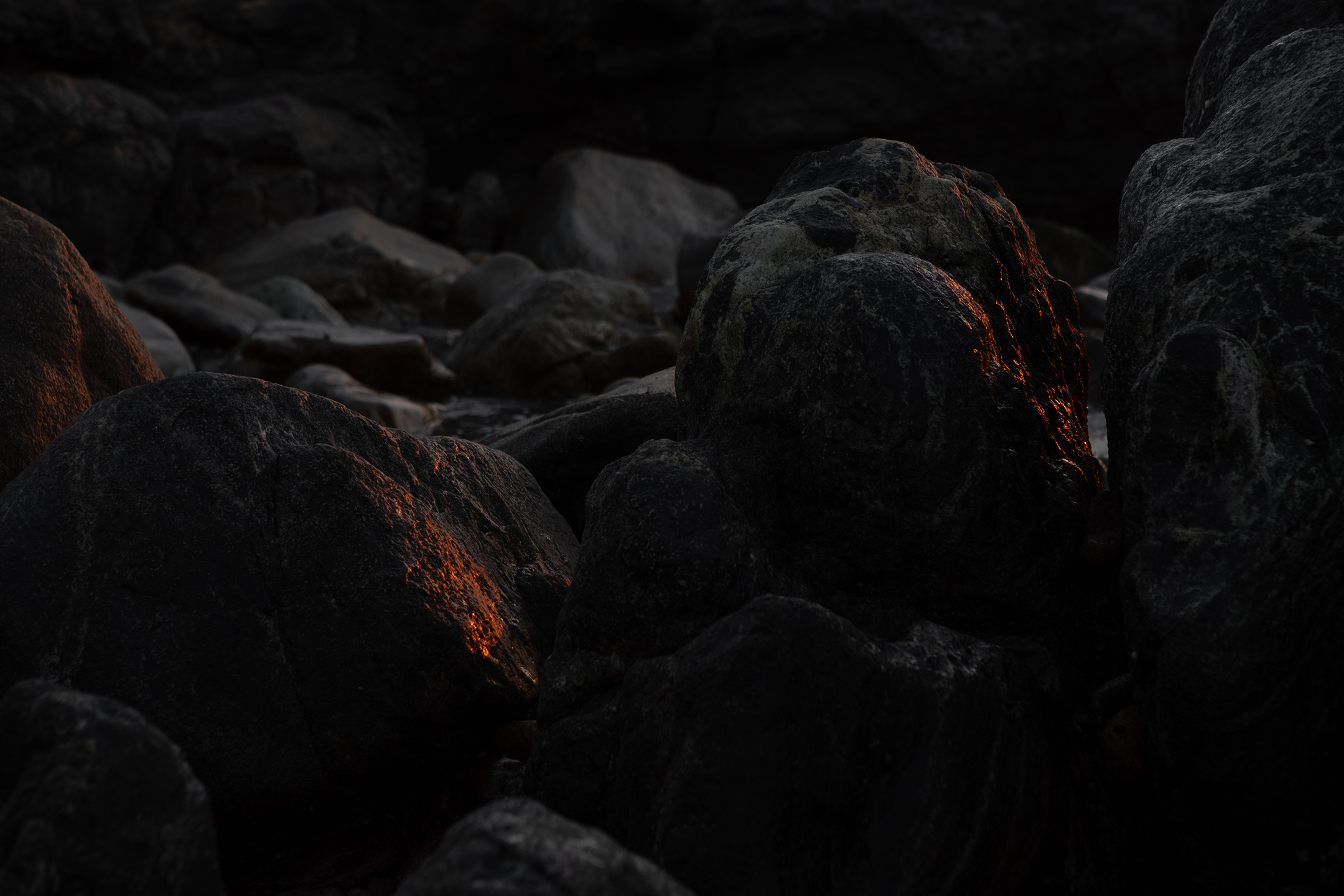 oaxaca-sunset-rocks