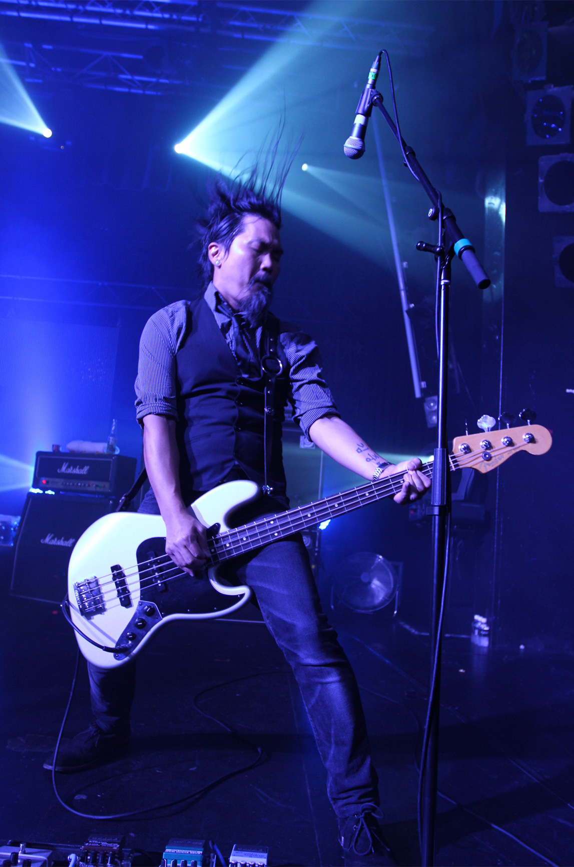 Pat-PK-Kim-bass-unwritten-law