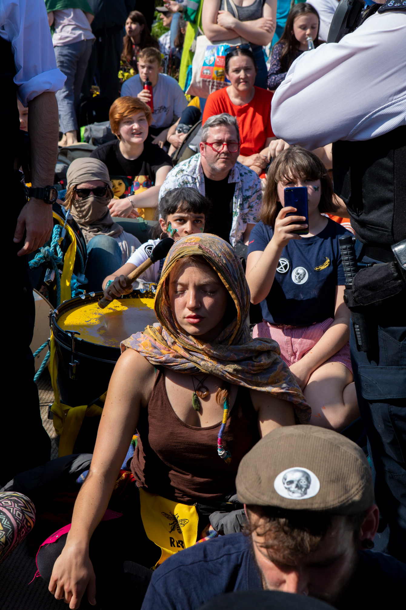 extinction-rebellion-arrests-waterloo-bridge-