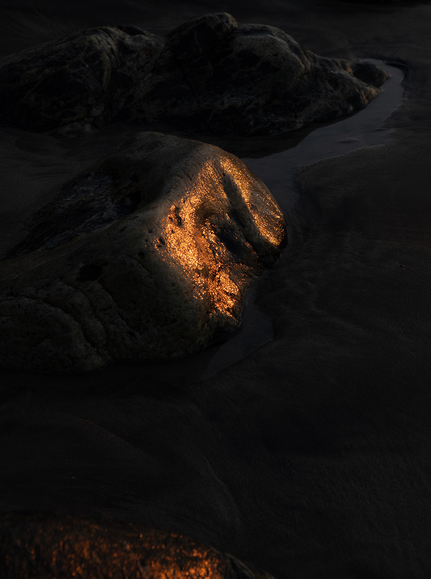 glowing-stones-2