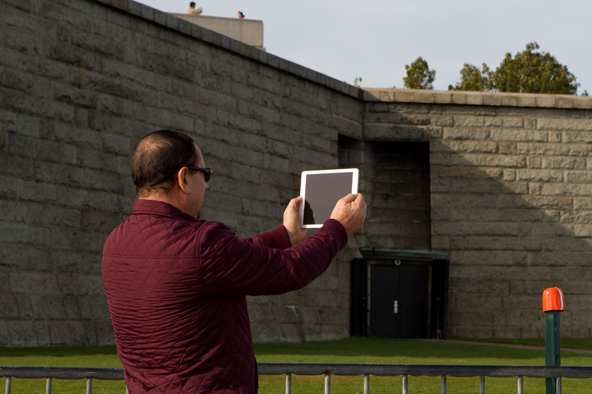 ipad-selfie-statue-of-liberty