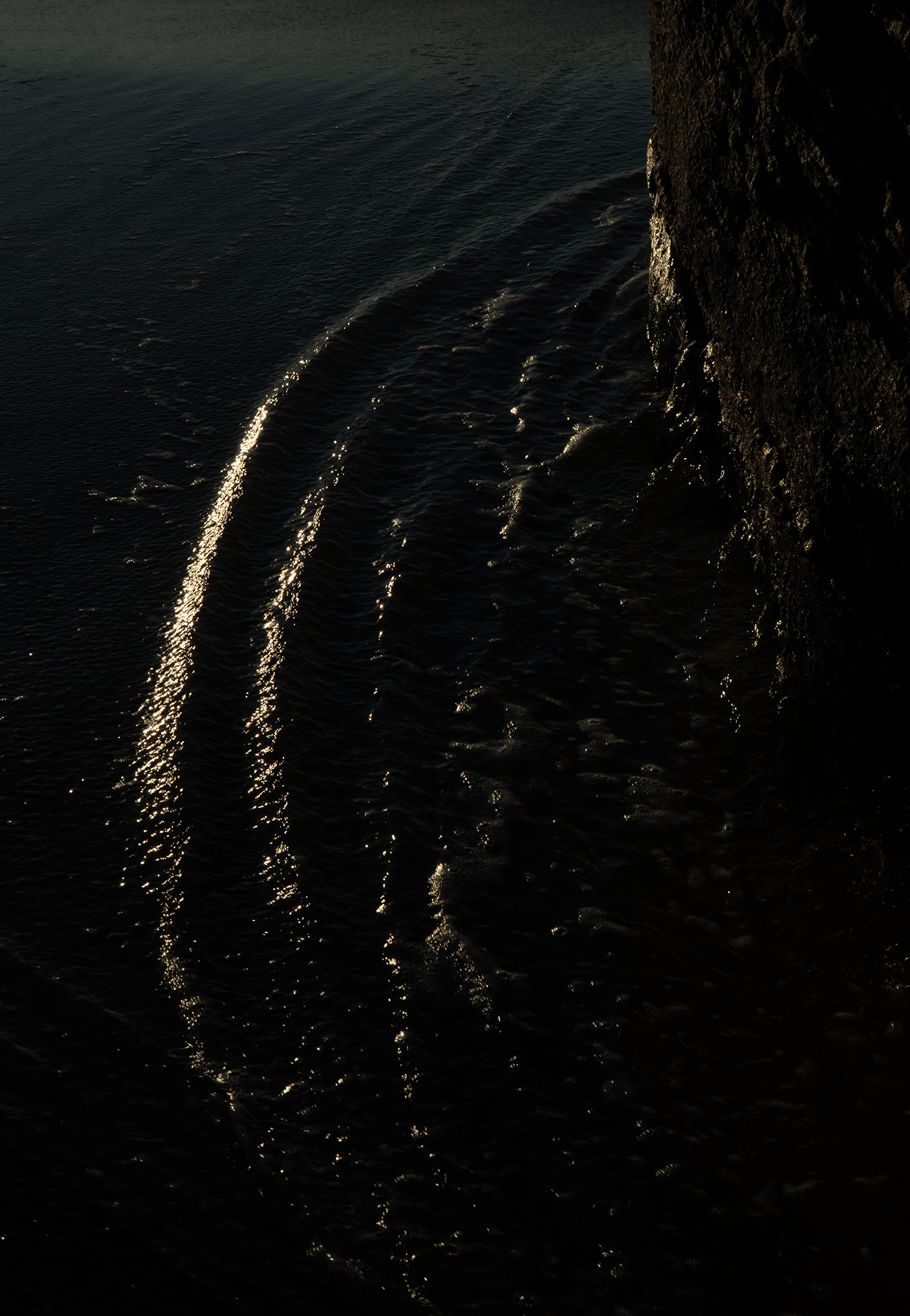 light-33