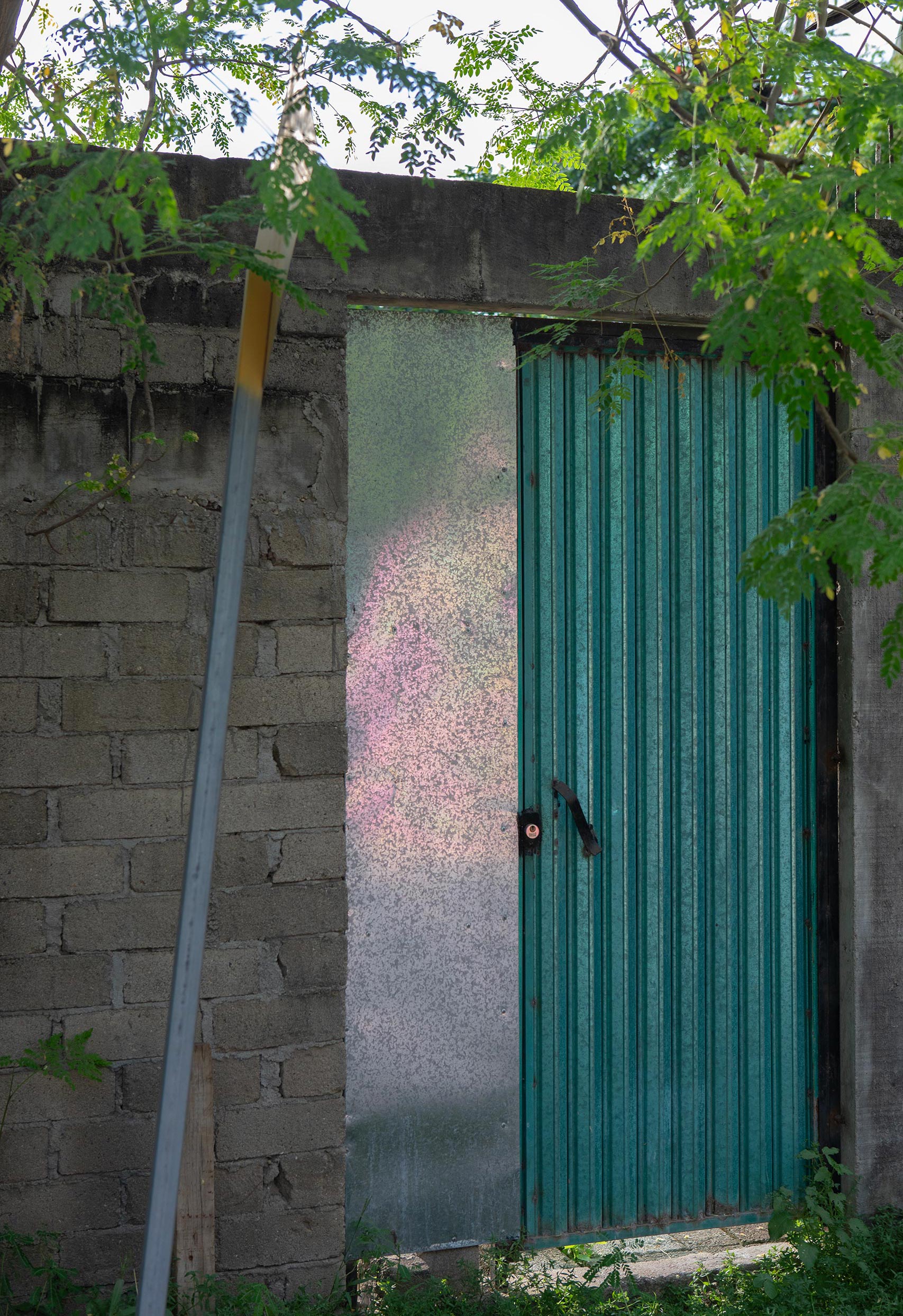 metal-rainbow-reflection-2