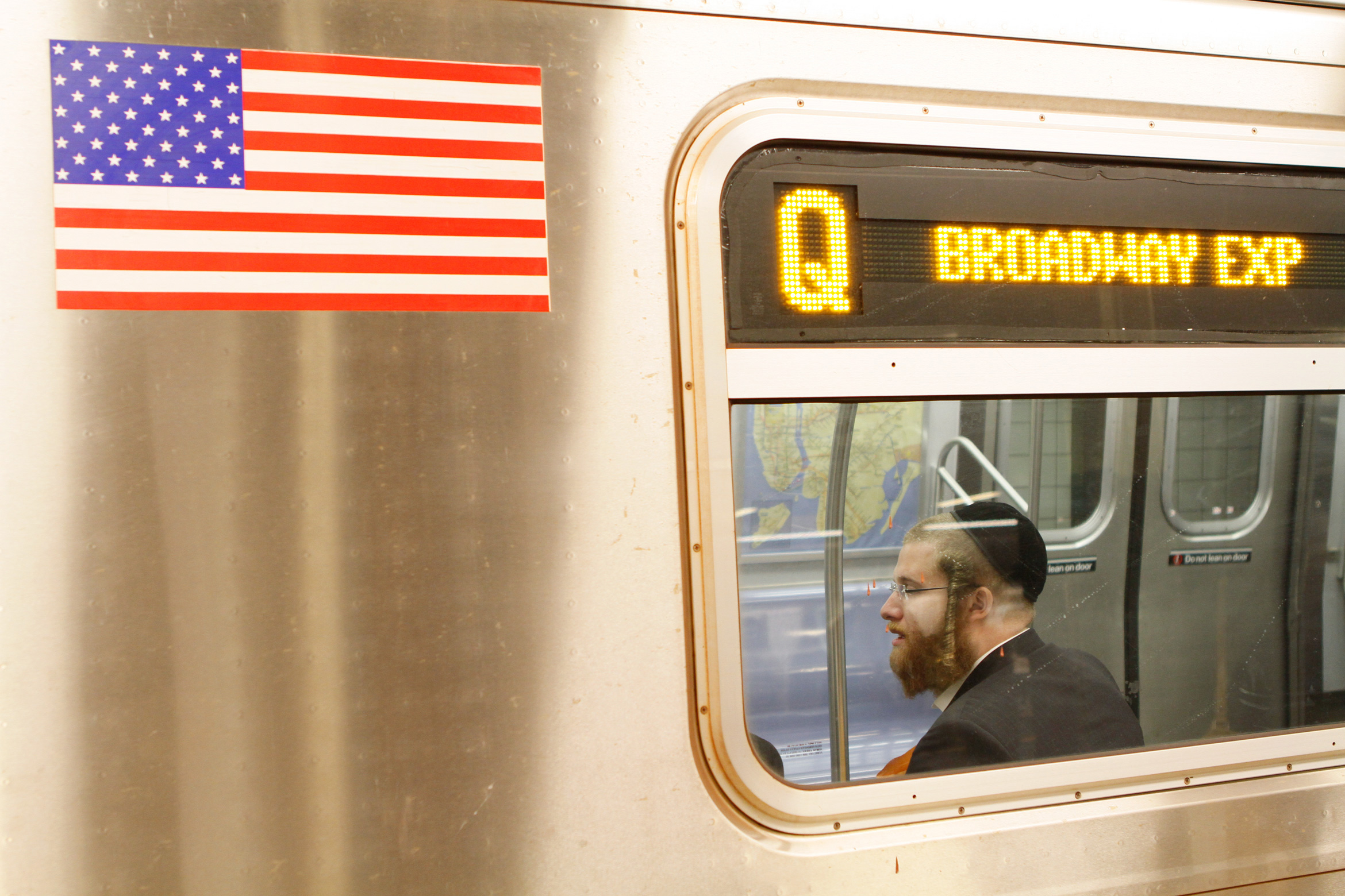 nyc-subway-jew