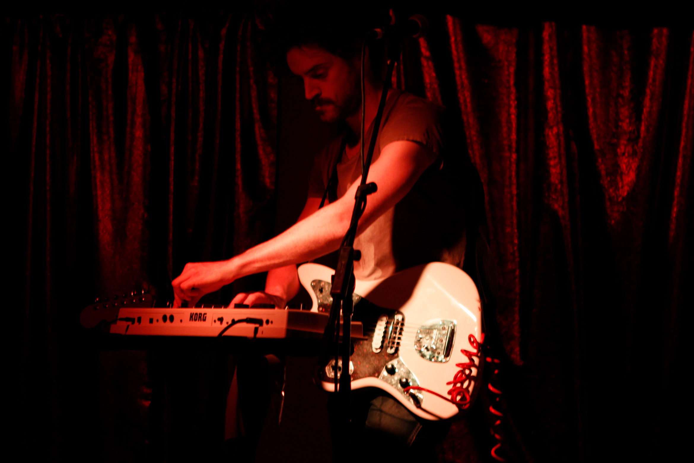 oscar-dawson-musician-cherry-bar-melbourne