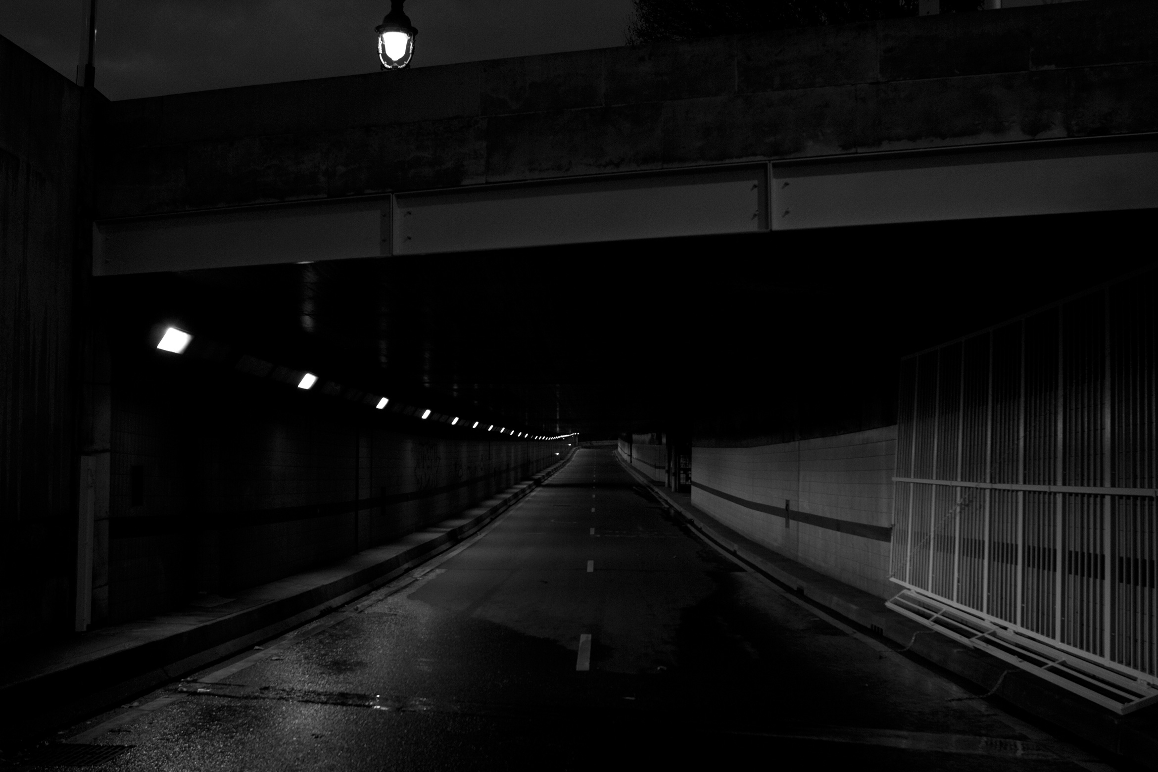 paris-by-night