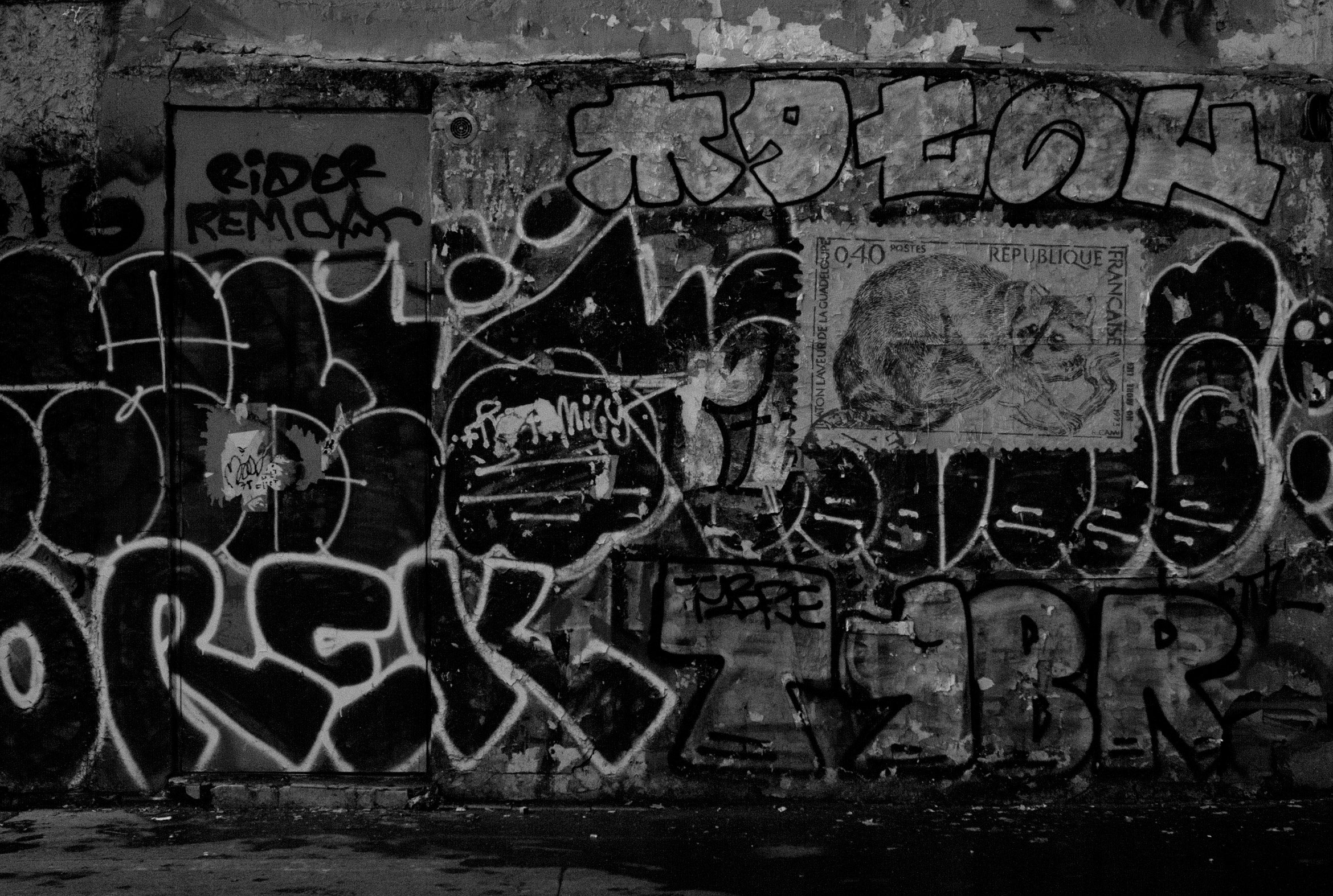 paris graffiti 2