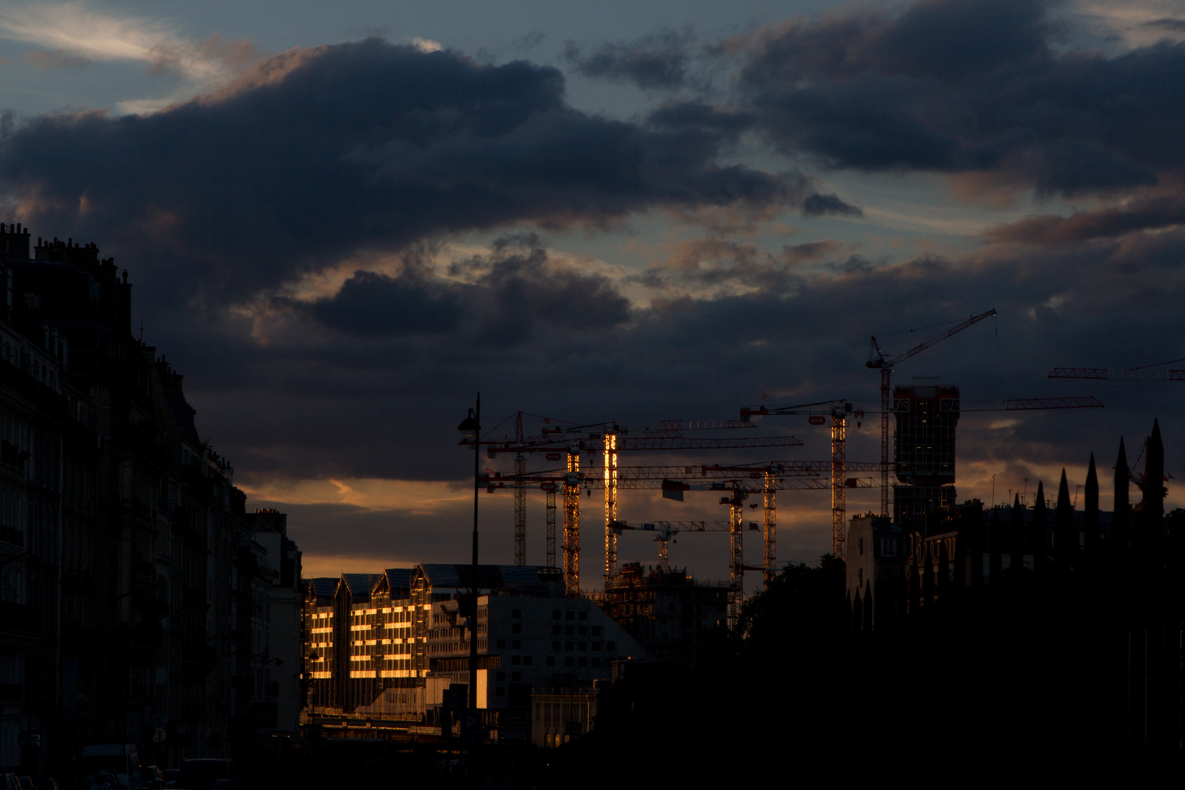 paris-sunset-light