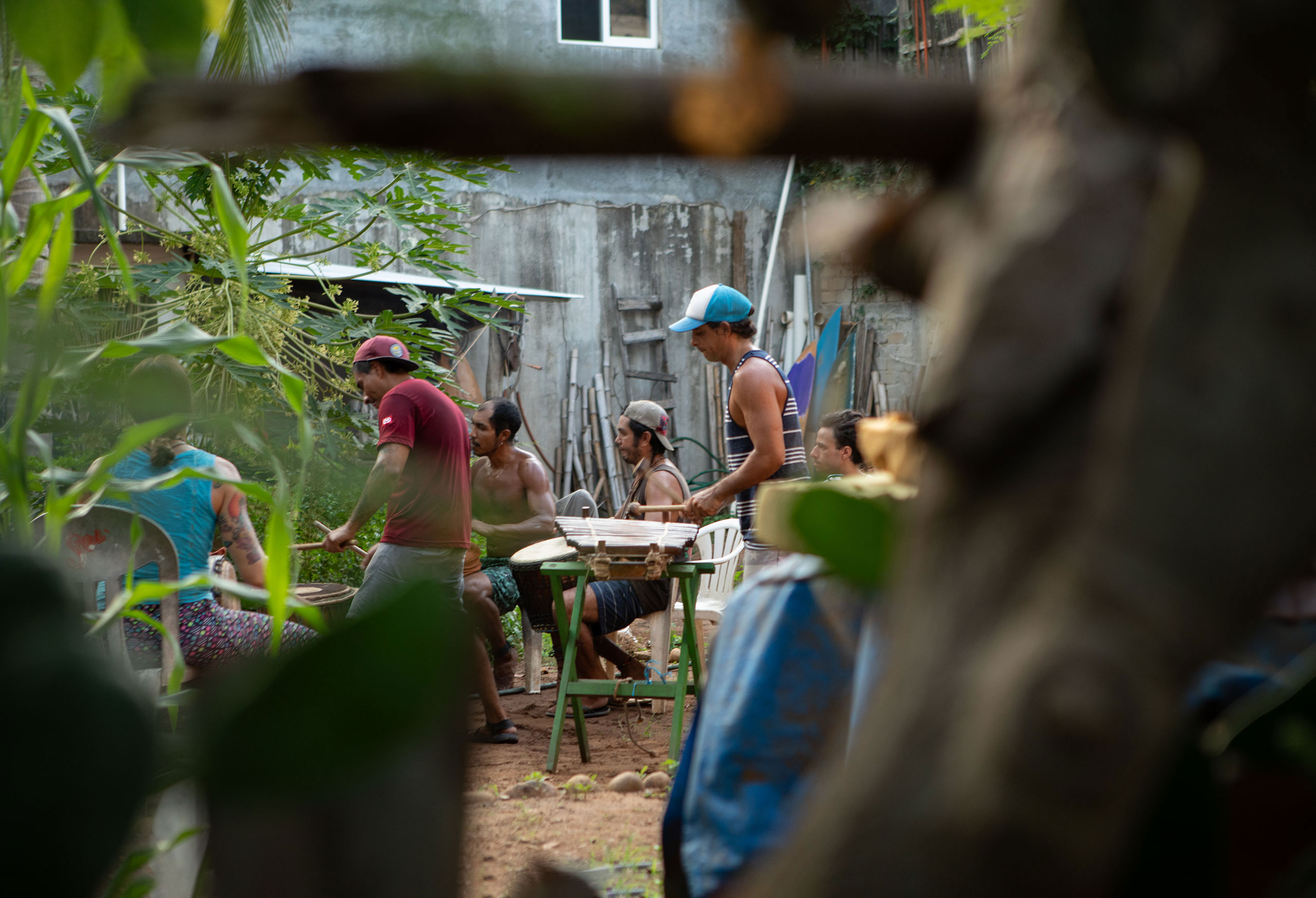puerto-escondido-mexico-musicians-drum-circle-