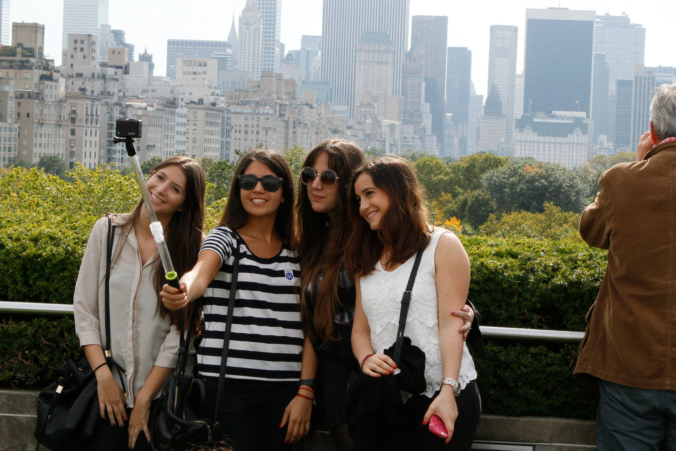 the-met-roof-selfie-nyc