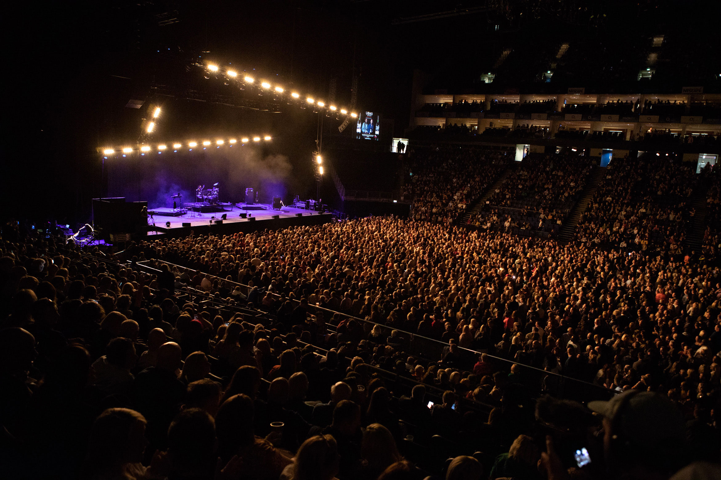 ub40_O2_arena_london_2019_james_watkins_02-1