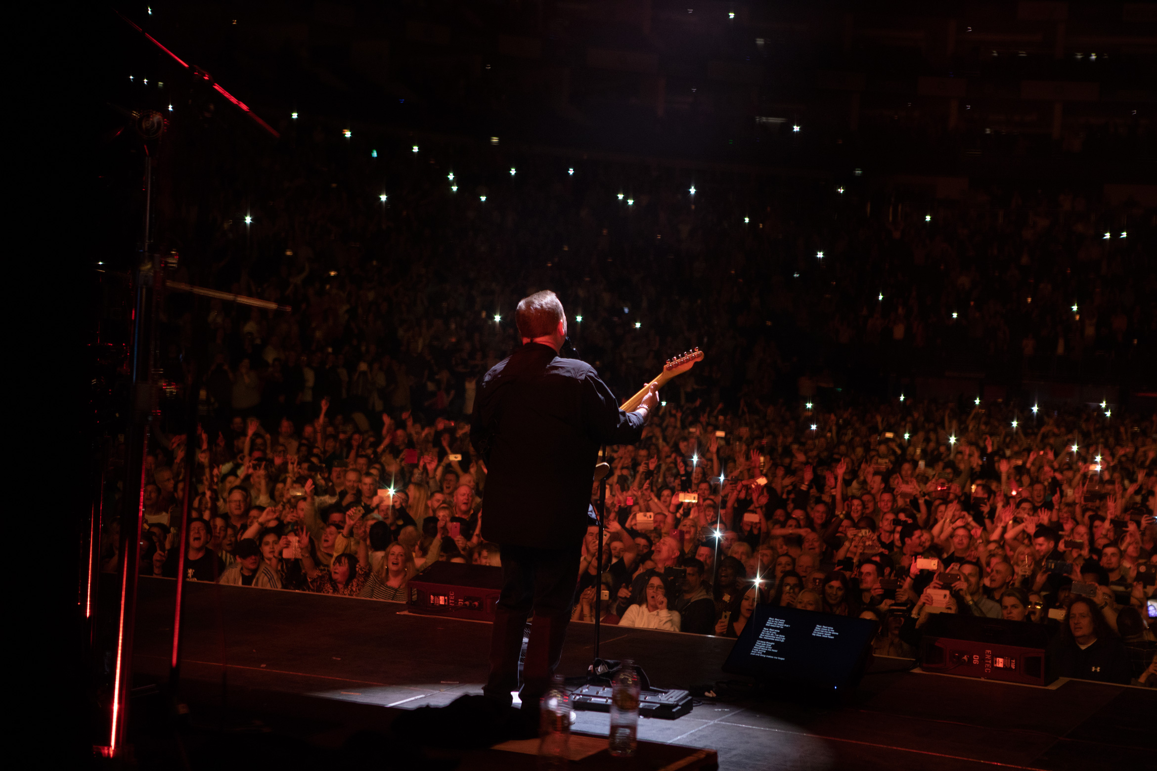 ub40_O2_arena_london_2019_james_watkins_46-1