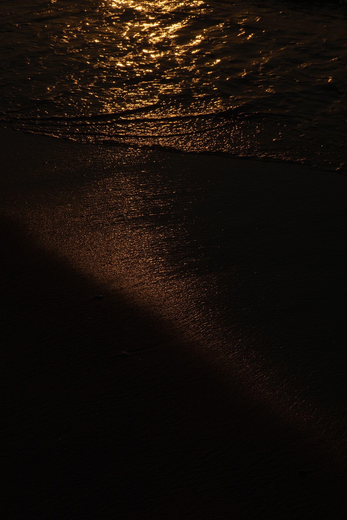 water-sunset-reflection