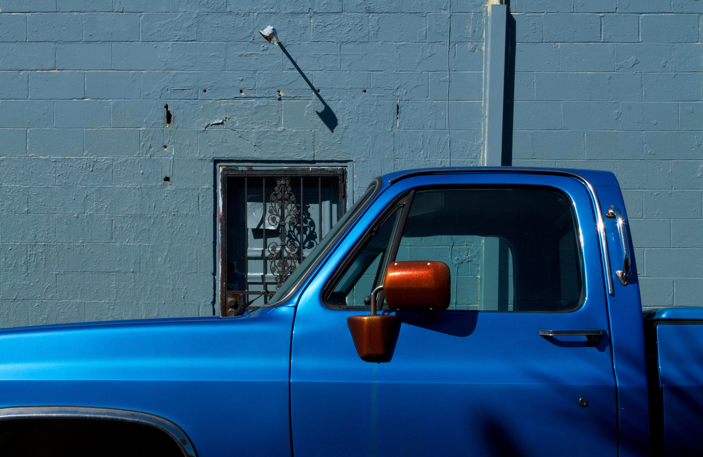 new-orleans-blue-bywater-truck